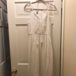 EUC Old Navy Maxi- Gauzelike material